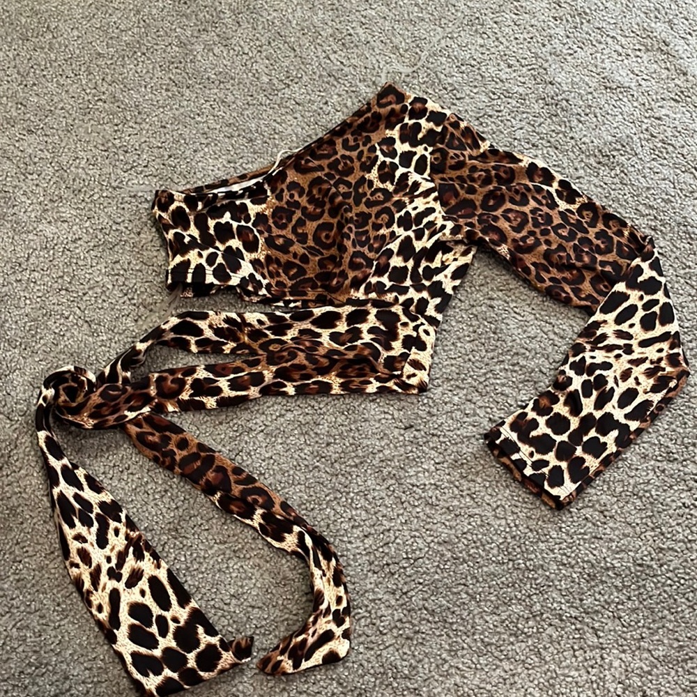 Cheetah one shoulder crop top